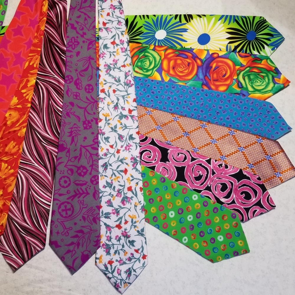 Camilla Smith, 11 Tie Collection.